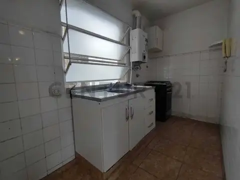 Departamento en Venta en Alberdi, USD 40.000