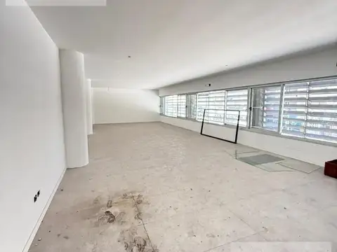 Oficina en Venta al Oeste