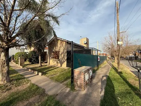 Casa en Venta con 1 cochera