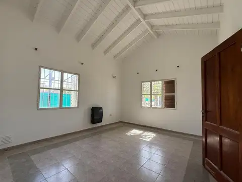 Casa en Venta en Nuevo URCA, USD 105.000