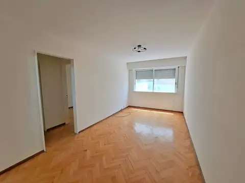 Venta Excelente 2 Ambientes con Cocina Separada en Belgrano