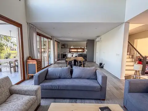 Casa en Venta de 4 dormitorios