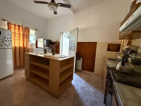 Casa 2 ambientes con 1 baño