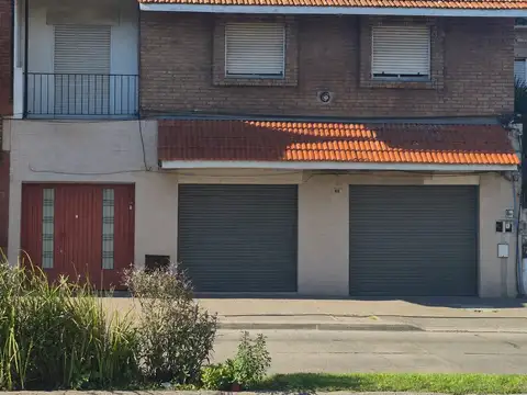 LOCALES CON DEPARTAMENTO Y CASA EN BERAZATEGUI