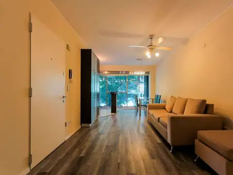 Avenida Directorio 900