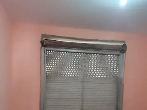 CASA CON LOCAL EXCELENTE UBICACION   RETASADA 