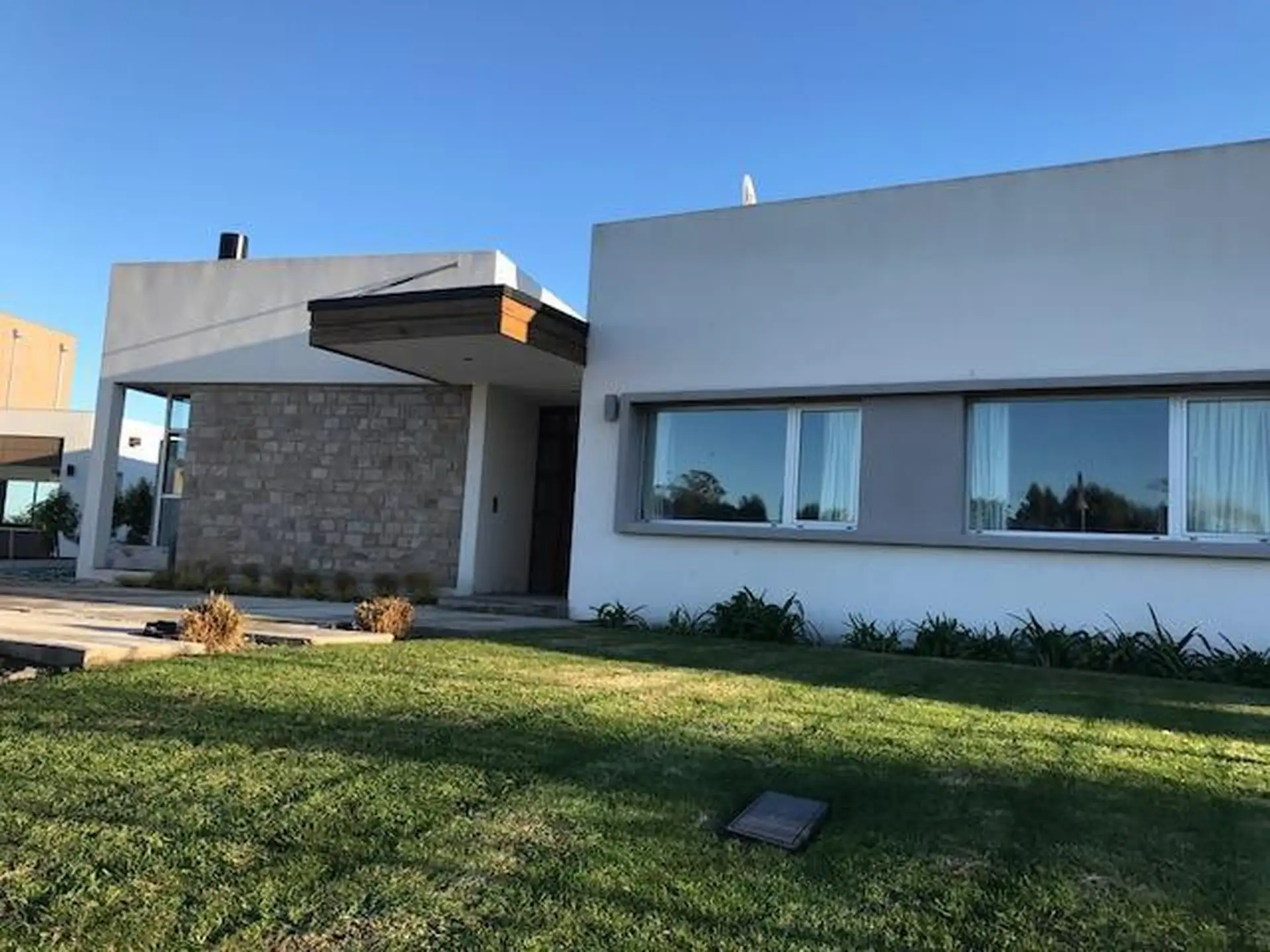Chalet 4 ambientes en Rumenco