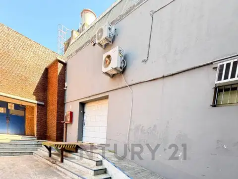 Carlos María de Alvear 1200, Piso 0