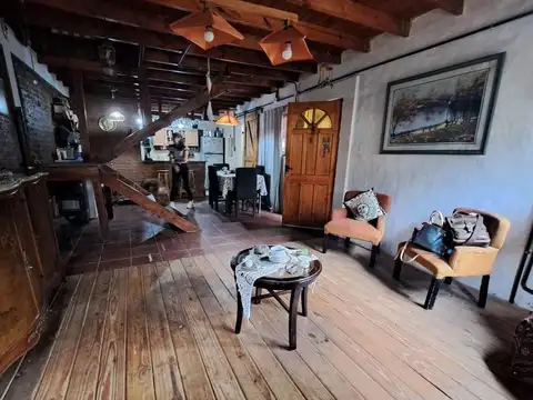 VENTA CASA 3 AMBIENTES EN B° CERRADO "LA FIACA" EN MORENO