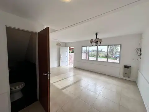 Casa en Alquiler en Altos de Pacheco, $ 1.300.000