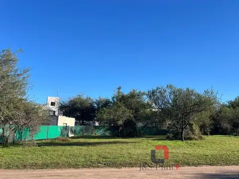 Terreno en Venta en Villa Catalina, USD 33.990