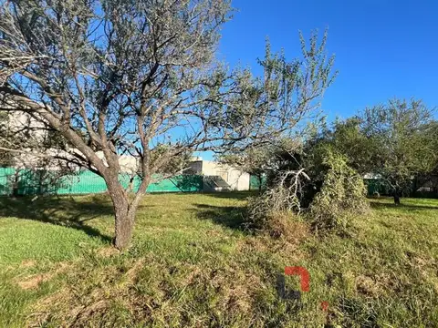 Terreno en Venta en Villa Catalina, USD 35.000