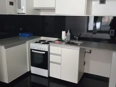 Paraguay 1800, Piso 2