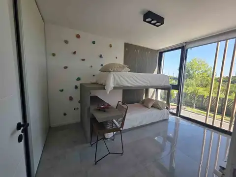venta casa 4 ambientes Tigre Rincón de Milberg