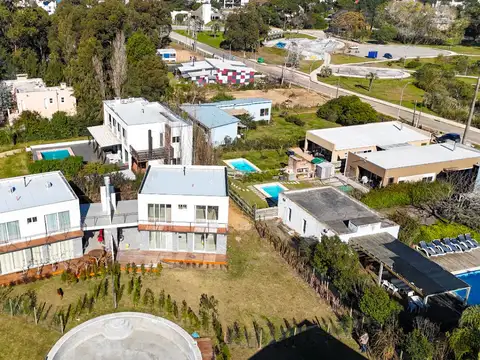 Casa en Venta en Costa del Salado, Loventué