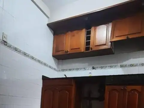 Casa en Venta en Castelar, USD 100.000