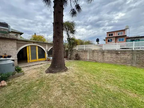 Avenida Raul Alfonsin  al 3900