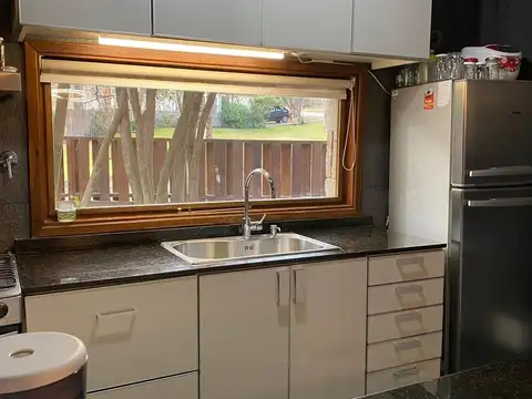 Encantadora casa de 3 dorm y pileta en Altos de Chapelco
