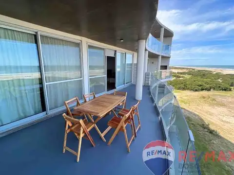 Departamento en Venta en Costa Esmeralda, USD 250.000