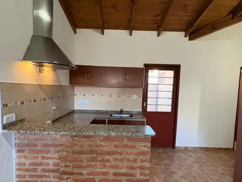 Depto Tipo Casa 2 ambientes con 1 baño