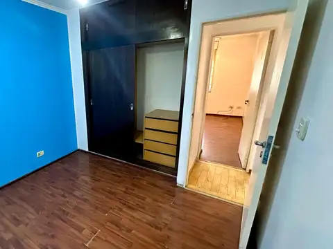 EXCELENTE UBICACION. IDEAL FLIA O ESTUDIANTES