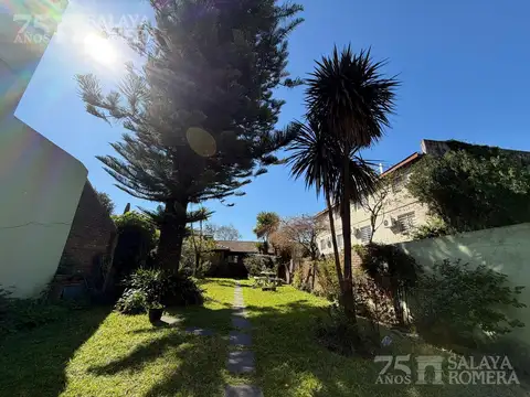 Casa 6 ambientes con 3 baños