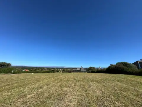 VENTA TERRENO 2200 M2. B ° ALTOS DEL CORRAL.