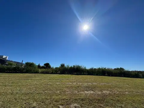VENTA TERRENO 2200 M2. B ° ALTOS DEL CORRAL.