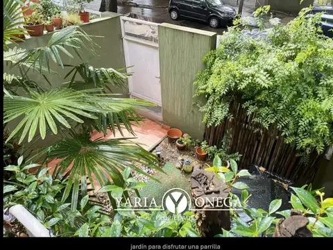 Depto Tipo Casa 4 ambientes con 2 baños