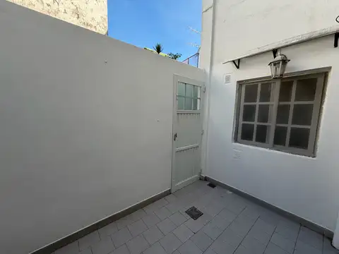 Depto Tipo Casa en Alquiler en Parque Chas, $ 750.000