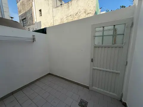 Depto Tipo Casa en Alquiler 40 años
