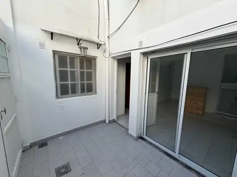 Depto Tipo Casa en Alquiler de 2 ambientes