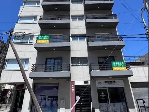 Venta departamento 2 ambientes con balcón en Wilde