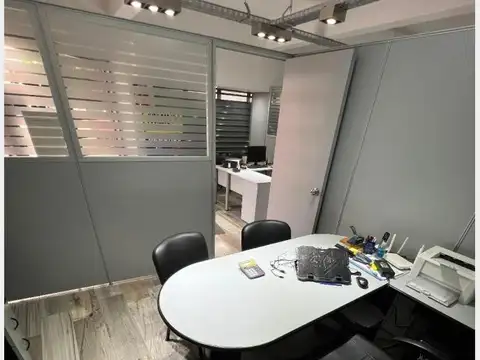 Oficina 3 ambientes con 1 baño