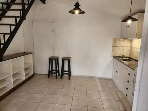 Alquiler Casa 2 Ambientes en San Isidro SIN EXPENSAS