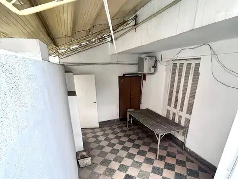 Depto Tipo Casa en Venta 56 años