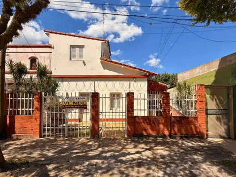 Aristóbulo del Valle 3555, Resistencia, 100