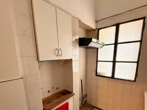 Aristóbulo del Valle 3555, Resistencia, 100