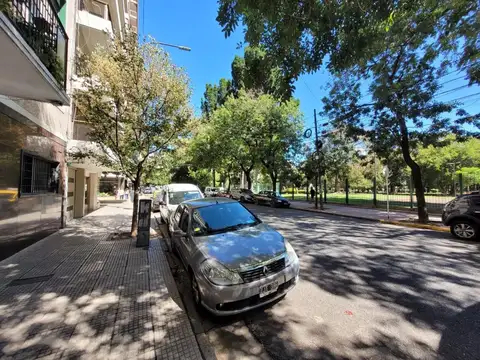 Alq hermoso 3 amb c/balcon super luminoso semipiso CABALLITO