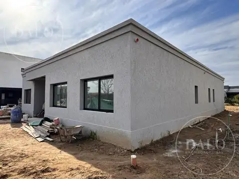 Casa en Venta en El Cantón, USD 245.000