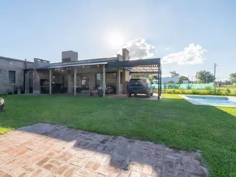 Casa en Venta en Arroyo Leyes, USD 98.000