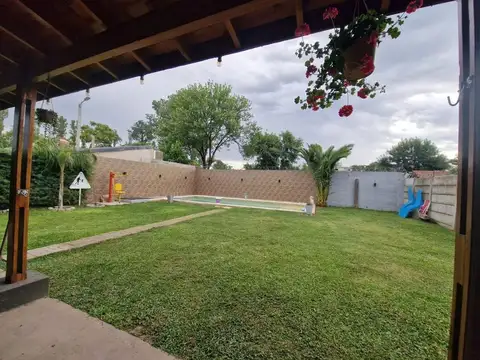 Casa 4 ambientes con 1 baño