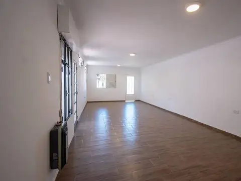 Casa en Alquiler 1 año