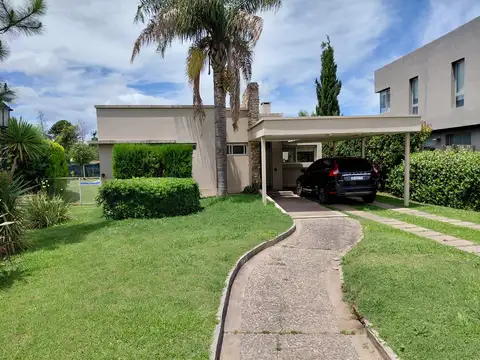 Venta en Exclusivo Barrio Cerrado P. Esther con Financiación Propia
