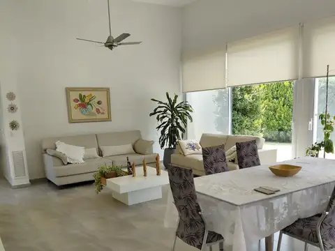 Casa en Venta en Pueblo Esther, USD 290.000