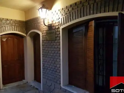 Casa en Venta con 1 cochera