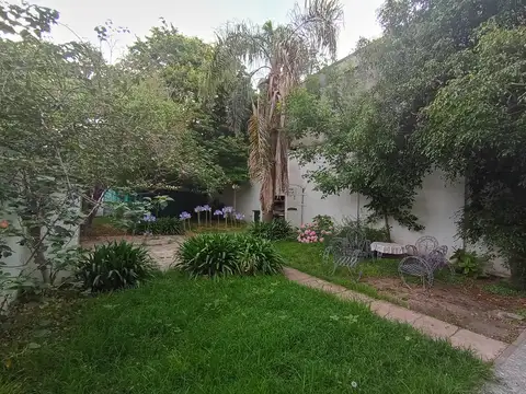 Concejal Nicolás Defilippi 1400