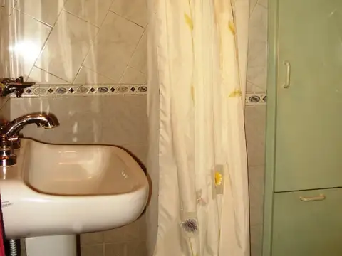 Casa en Venta en Lomas De Zamora, USD 130.000