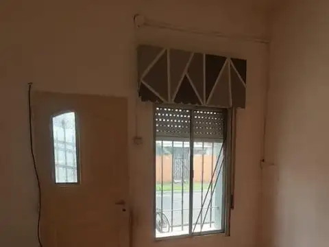 Depto Tipo Casa en Alquiler de 1 dormitorio