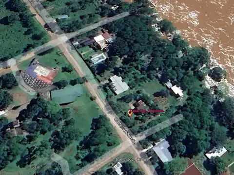 Casa 11 ambientes con 1 baño